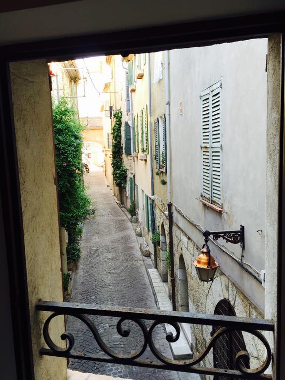 Maisonnette Médiévale By Icasamia Antibes